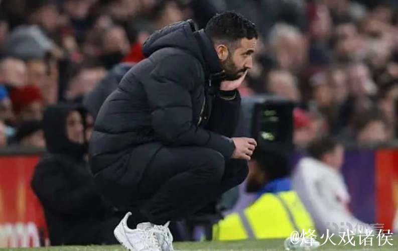 曼联在阿莫林执教的43场英超比赛中仅取得14胜，胜率创队史主教练新低，仅为33%